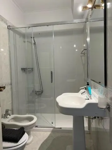 New Aqueduct View Romantic Apartment In Campolide - 2B Lisbon