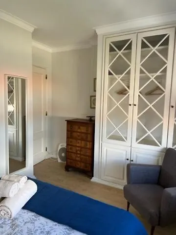New Aqueduct View Romantic Apartment In Campolide - 2B Lisbon